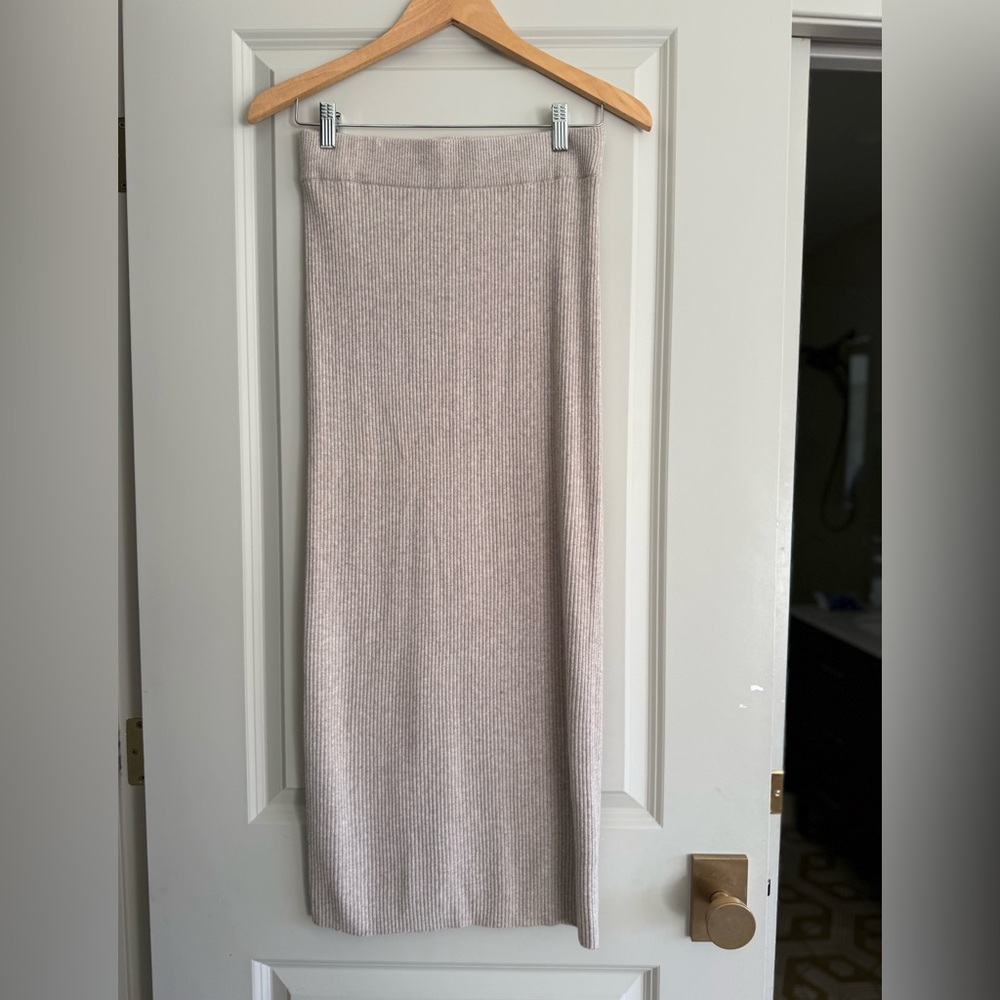 GAP Cream Ribbed Pencil Sweater Skirt | Size Small